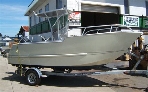 custom welded aluminum fishing boats